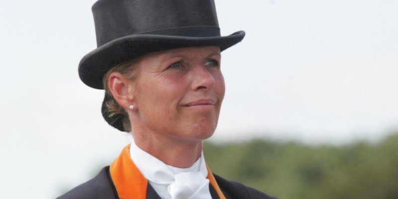 Anky van Grunsven winnaar van de Equestrian Social Media Award