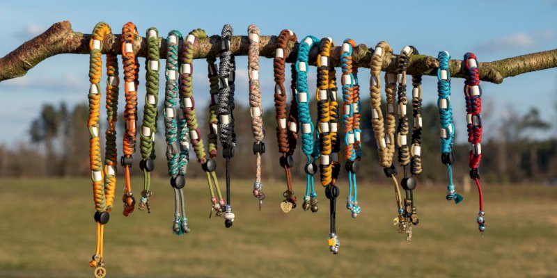 Nieuw online: Fien Halsbanden